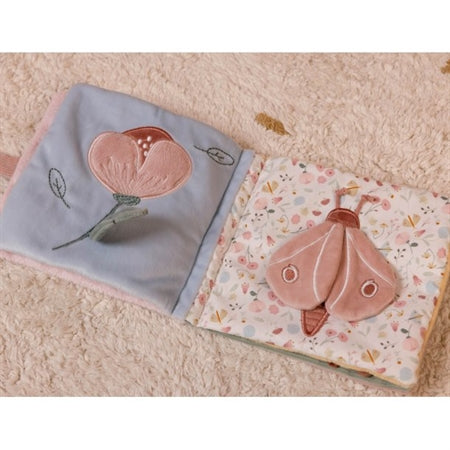 Little Dutch – Aktivitetsbog Flowers & Butterflies*
