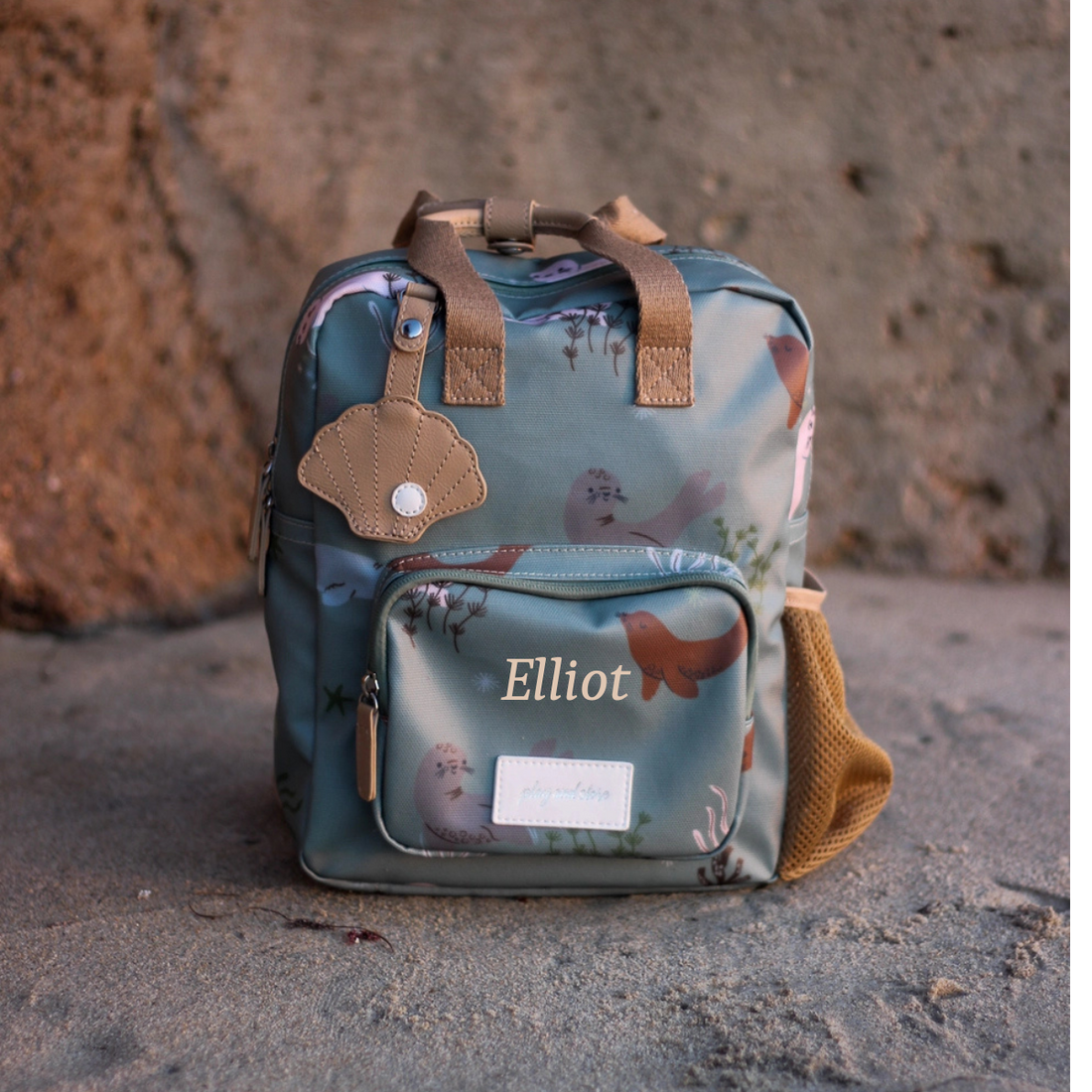 Mini rygsæk med sæler til børn - med navn Customizer TeeInBlue