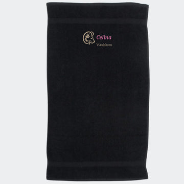 Håndklæde med stjernetegn og navn - Vædderen Customizer TeeInBlue Håndklæde med flere linjer Sort 50x90