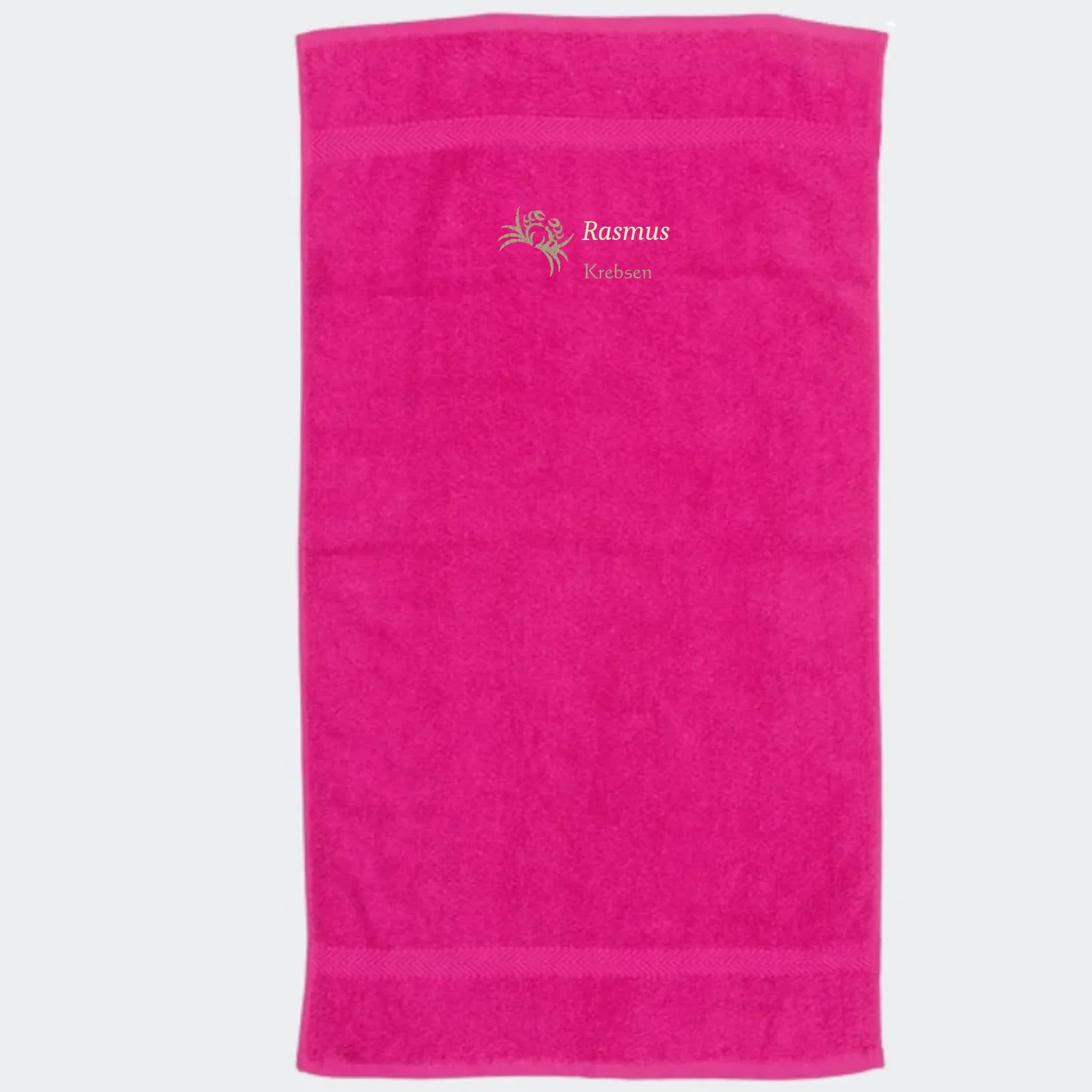 Håndklæde med stjernetegn og navn – Krebsen, flere linjer Fuchsia 50x90