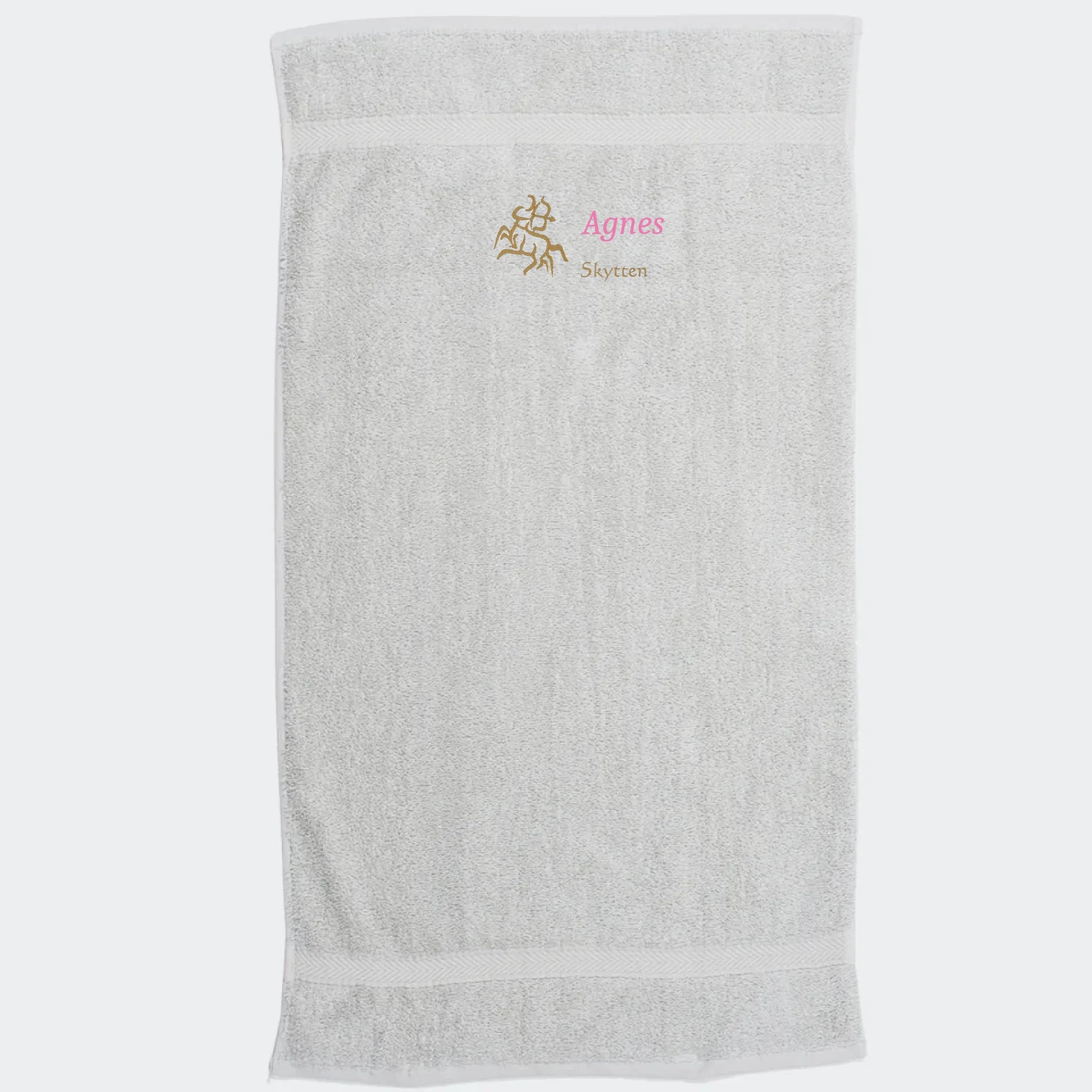 Håndklæde med stjernetegn og navn - Skytten Customizer TeeInBlue Håndklæde med flere linjer Lysegrå 50x90