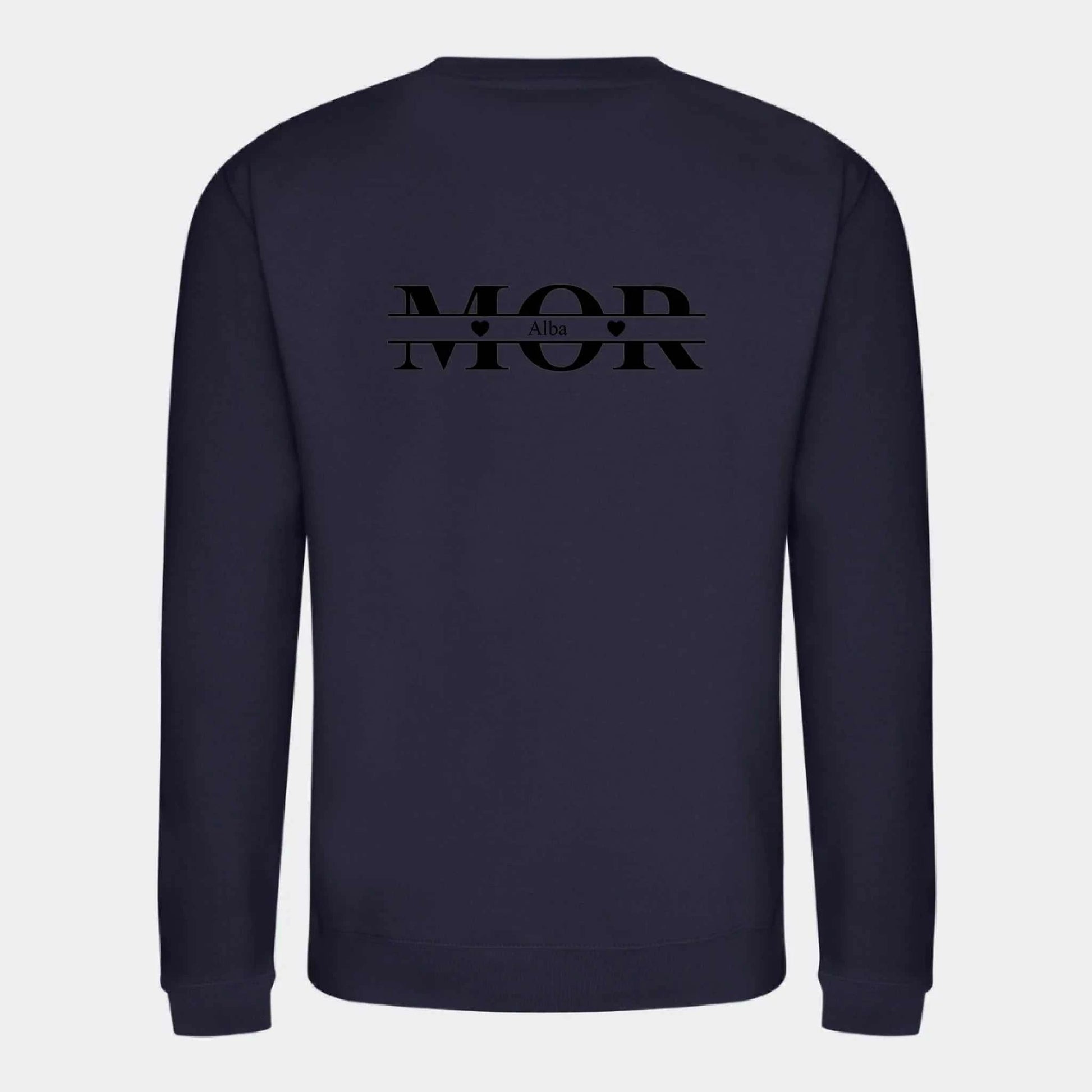Sweatshirt til voksne - Mor med hjerter og navne Customizer TeeInBlue Print på ryggen French Navy Small