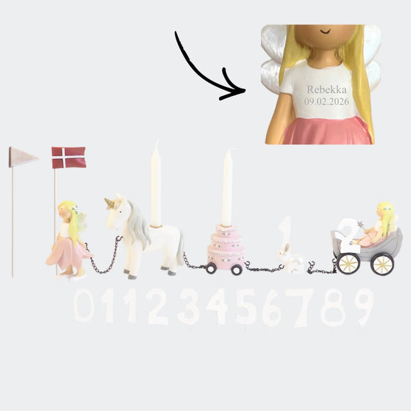 Blomsterfeer-fødselsdagstog med eksempel på personlig gravering på feen