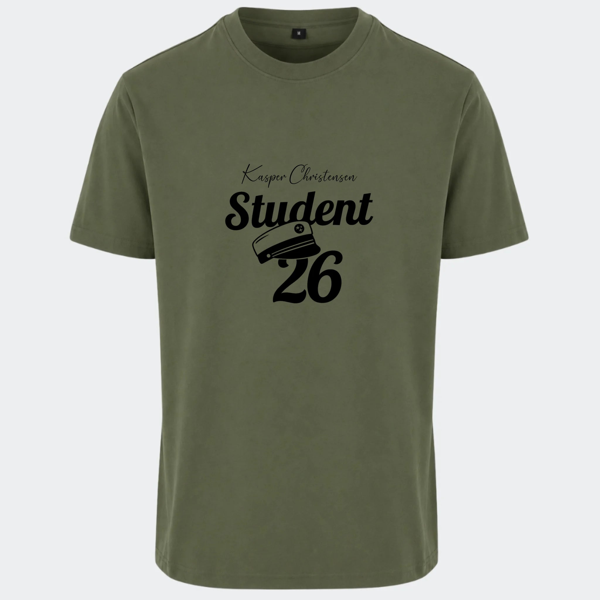 T-shirt til voksne – Student 27, oliven, set forfra