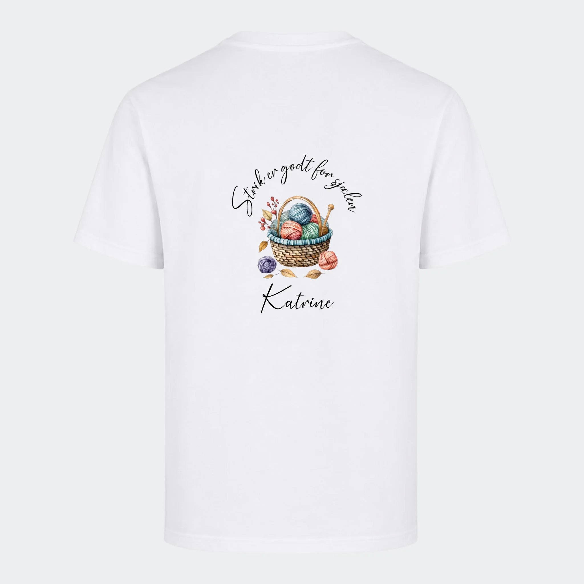 T-shirt – Strik er godt for sjælen. Se motiver, hvid, set bagfra