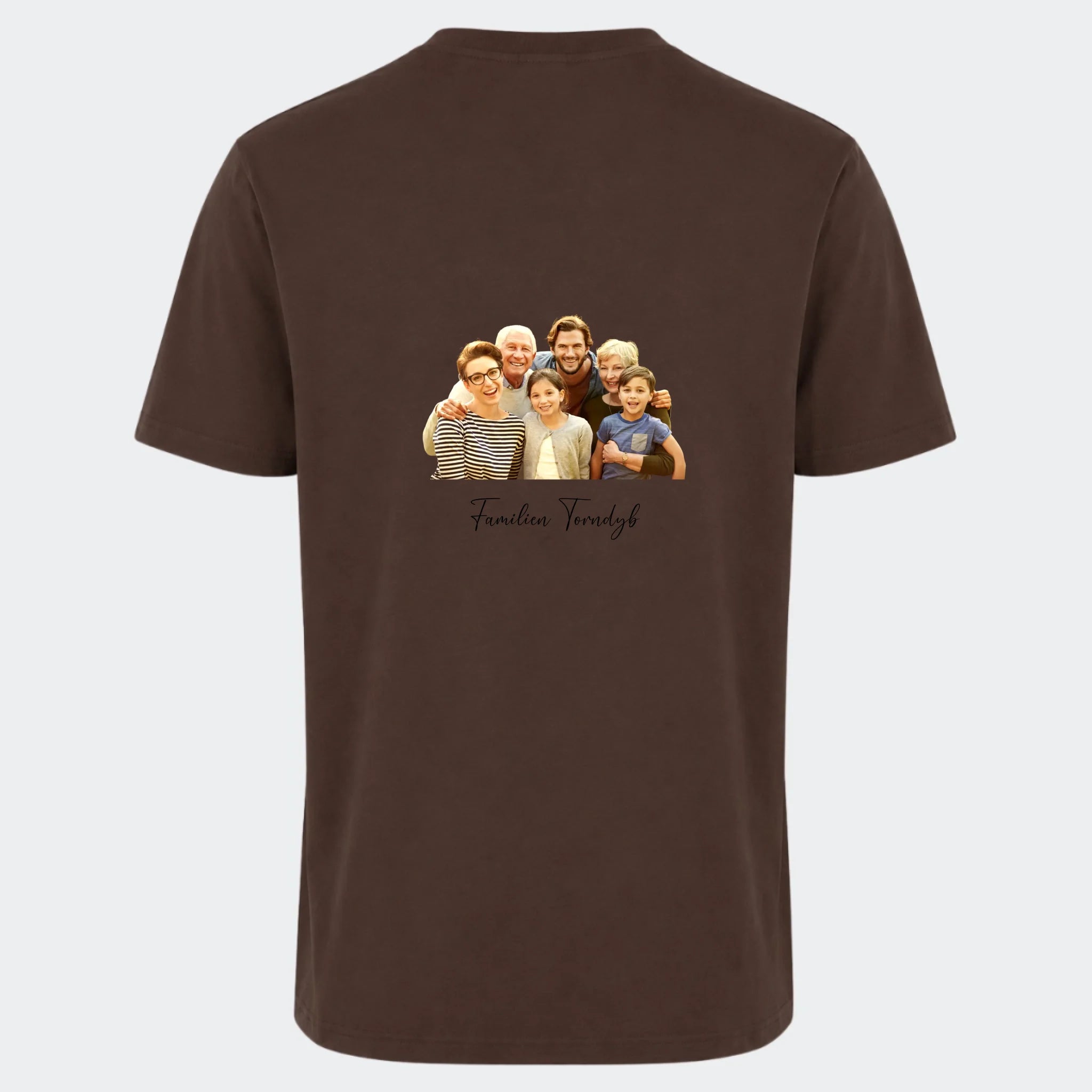 T-shirt – Med eget tryk uden baggrund, chokoladebrun, set bagfra