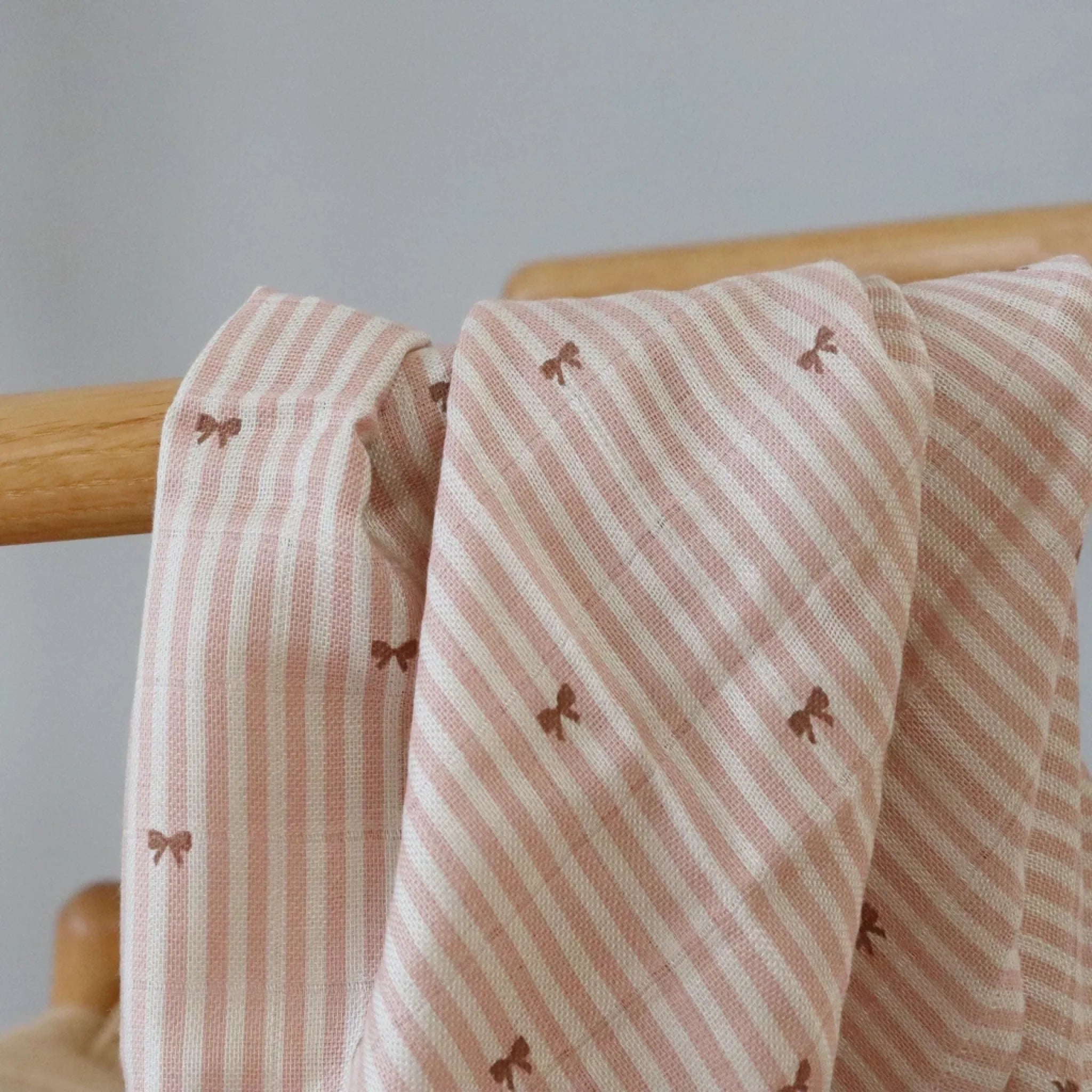 Valentin_bambus_svoeb-Svoeb-NU584-Stripe_bow-4