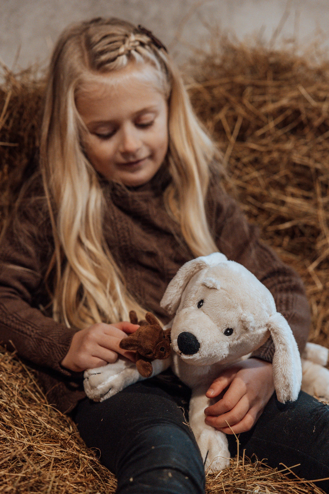PLYSHUND MED HVALPE Legetøj byastrup