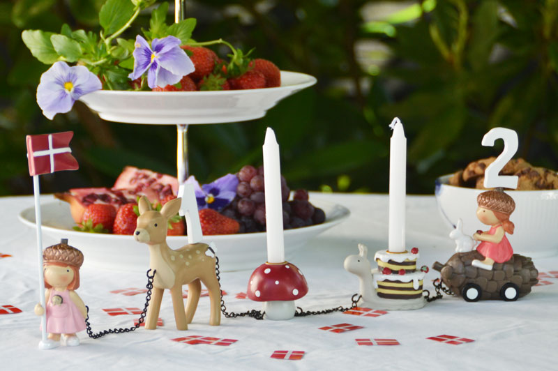 Skovalfer, fødselsdagstog Alm produkt kids by friis