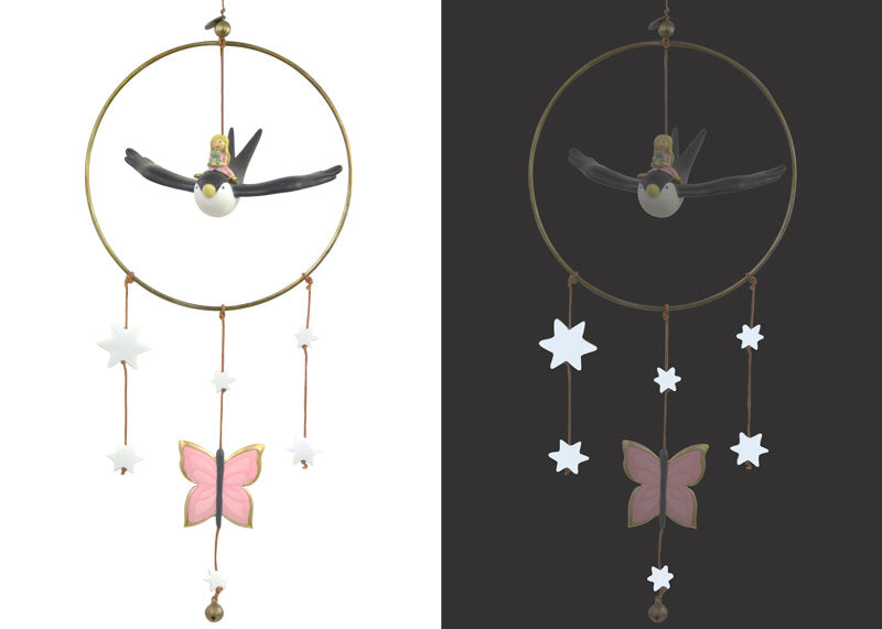 Tommelise uro med pige på fugl, sommerfugl og stjerner til børneværelset