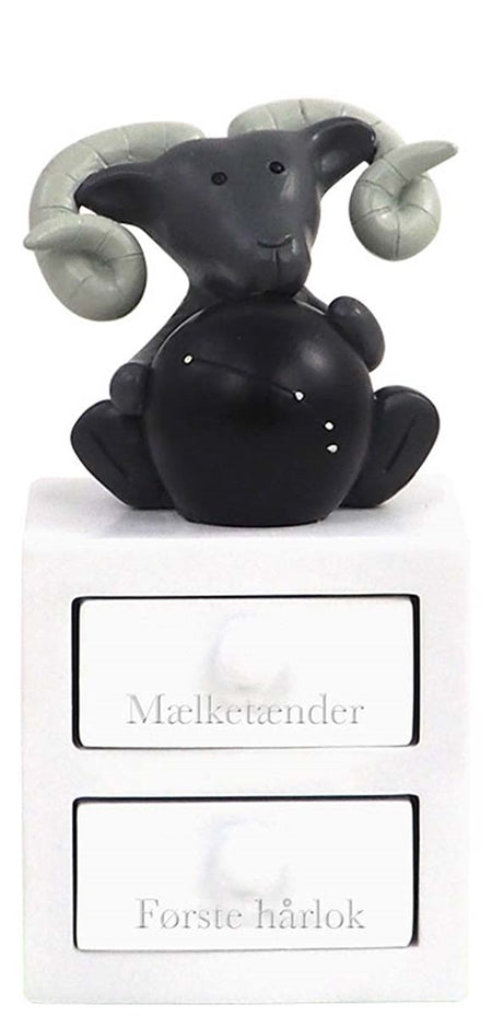 Tandæske og hårlok med stjernetegn fra Kids by Friis kids by friis Vædderen 21/3 - 20/4