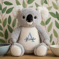 Lille koala navne bamse med personligt navn Alexander på maven, blød og CE-certificeret bamse til børn