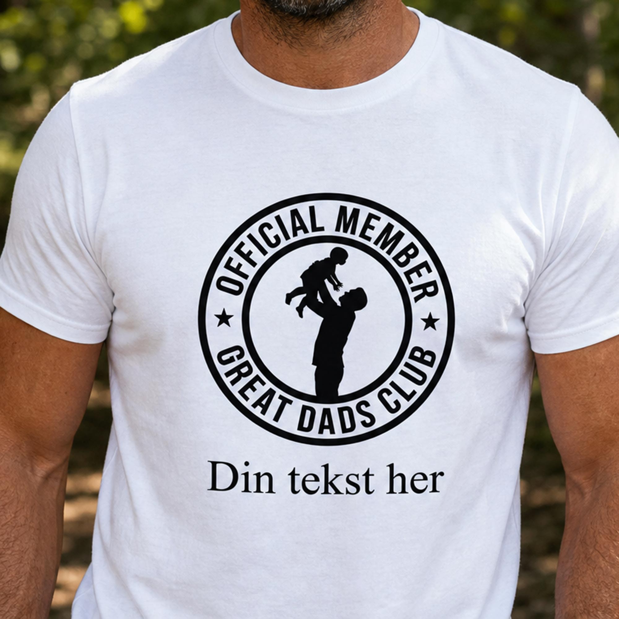 Hvid t-shirt til voksne med personligt print til verdens bedste far.