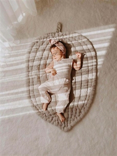 Bladformet babytæppe fra Cigit